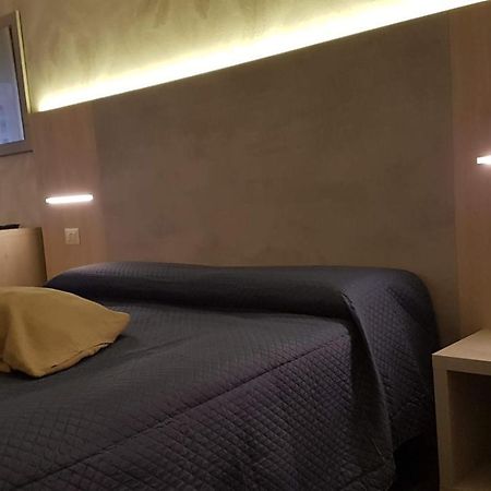 Domus Roma Hotel Eksteriør billede