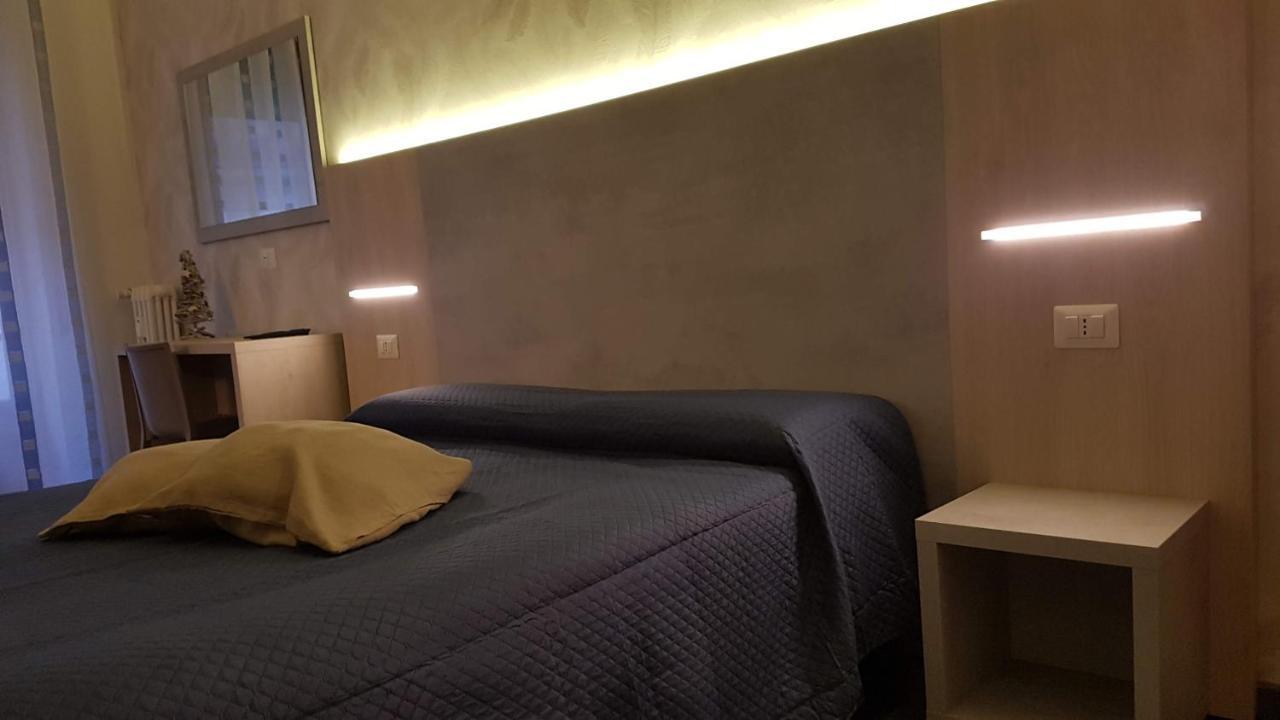 Domus Roma Hotel Eksteriør billede